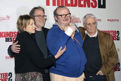Corinna Harfouch, Robert Thalheim, Rainer Reiners, Henry H?bchen-stock-foto