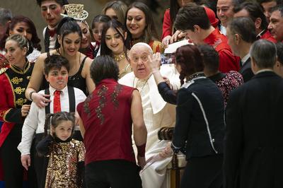 ITALY - POPE FRANCIS  DURING HIS WEEKLY GENERAL AUDIENCE IN THE PAUL VI HALL AT  THE  VATICAN - 2025/1/15-stock-photo