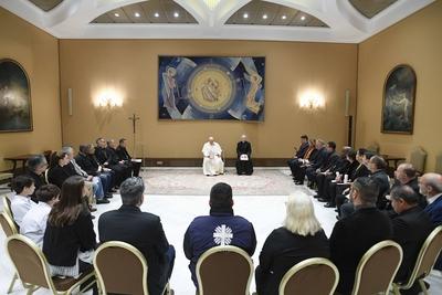 ITALY -   POPE FRANCIS RECEIVES IN PRIVATE AUDIENCE PRESIDENTS AND NATIONAL DIRECTORS FROM CARITAS OD LATIN AMERICA AND THE CARIBBEAN  AT THE VATICAN  - 2025/1/15-stock-photo