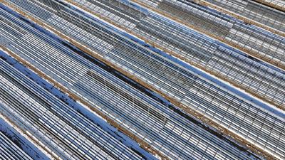 China Largest Solar Thermal Energy Storage Power Station Construction in Hami-stock-foto