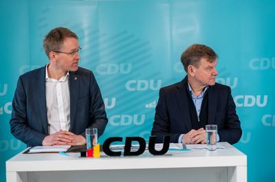 16.01.2025, Kiel, Deutschland, Wahlkampf in S-H, CDU stellt Bundespolitisches Fenster vor, Pressetermin mit Daniel G?nth-stock-photo