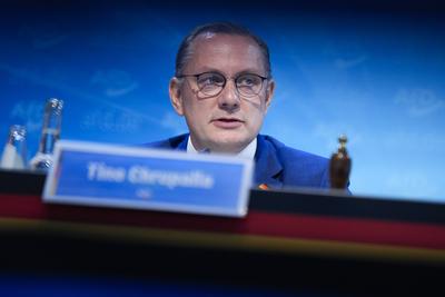 Pressekonferenz zu der Landtagswahl in Brandenburg, Tino Chrupalla Pressekonferenz zu der Landtagswahl in Brandenburg in-stock-photo