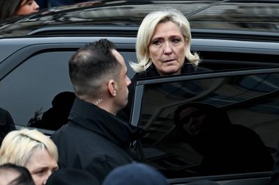 Hommage a Jean-Marie Le Pen a l’église Notre-Dame du Val de Grâce, à Paris-stock-photo
