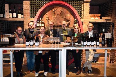 K?lner Weinkeller -  Weinh?ndler des Jahres-stock-foto