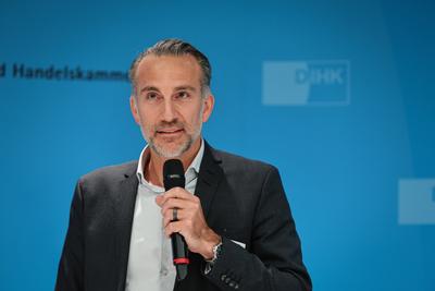 Berlin - Pressetermin der DIHK zum Thema "Zukunft Besch?ftigtenwohnen?!"-stock-foto