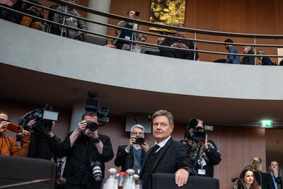 Deutscher Bundestag ? 2. Untersuchungsausschuss Atomausstieg ? ?ffentliche Zeugenvernehmung ? Bundeswirtschaftsminister Robert Habeck als Zeuge vor dem Untersuchungsausschuss-stock-foto
