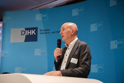 Berlin - Pressetermin der DIHK zum Thema "Zukunft Besch?ftigtenwohnen?!"-stock-foto