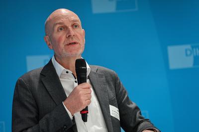 Berlin - Pressetermin der DIHK zum Thema "Zukunft Besch?ftigtenwohnen?!"-stock-foto