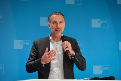 Berlin - Pressetermin der DIHK zum Thema "Zukunft Besch?ftigtenwohnen?!"-stock-foto