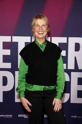 Premiere ARD High End Serie A BETTER PLACE-stock-foto