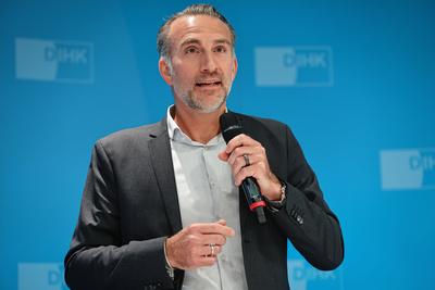 Berlin - Pressetermin der DIHK zum Thema "Zukunft Besch?ftigtenwohnen?!"-stock-foto