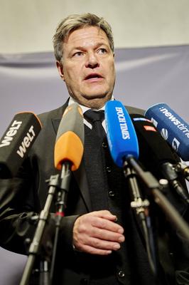 U-Ausschuss zu Atomausstieg: Robert Habeck-stock-foto