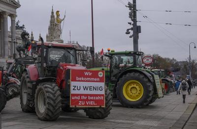 20250116 Taktor-Sternfahrt und PG_der UBV-stock-photo