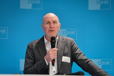 Berlin - Pressetermin der DIHK zum Thema "Zukunft Besch?ftigtenwohnen?!"-stock-foto