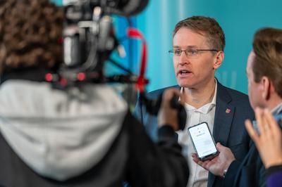 16.01.2025, Kiel, Deutschland, Wahlkampf in S-H, CDU stellt Bundespolitisches Fenster vor, Pressetermin mit Daniel G?nth-stock-photo