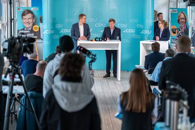 16.01.2025, Kiel, Deutschland, Wahlkampf in S-H, CDU stellt Bundespolitisches Fenster vor, Pressetermin mit Daniel G?nth-stock-photo