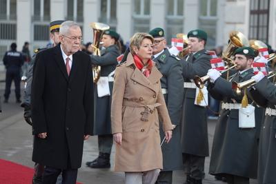 Besuch der Schweizer Pr?sidentin Karin KELLER SUTTER-stock-foto
