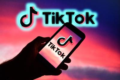 Themenbild TikTok. Oracle soll US-Partner von TikTok werden, Microsoft ist raus. Das Orakel von TikTok: Microsoft ist au-stock-photo