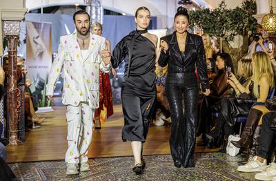 Fashion-Show von Star-Designer Seyit Ares-stock-foto
