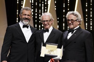 69 Festival de Cannes Ken Loach gewinnt Goldene Palme Mel Gibson Ken Loach George Miller 69-stock-photo