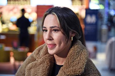 Alessia Herren - Abflug der Kandidaten der RTL-TV-Show ICH BIN EIN STAR HOLT MICH HIER RAUS (Dschungelcamp) nach Austral-stock-photo