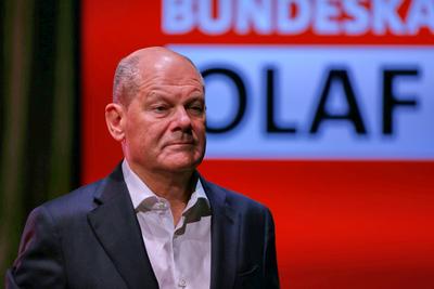 Halle (Saale), Sachsen-Anhalt, Deutschland, 17.01.2025: Steintor-Variet?: Wahlkampfveranstaltung der SPD mit Kanzlerkand-stock-foto