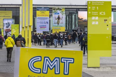 CMT in Stuttgart er?ffnet. Die Messe Caravan - Motor - Touristik gilt als erste Tourismusmesse im Jahr als Indikator f?r-stock-photo