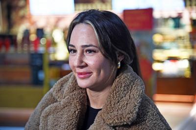 Alessia Herren - Abflug der Kandidaten der RTL-TV-Show ICH BIN EIN STAR HOLT MICH HIER RAUS (Dschungelcamp) nach Austral-stock-photo