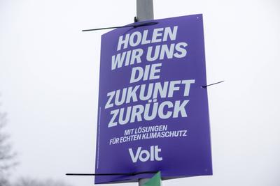 Wahlplakate in Berlin 2025-stock-foto