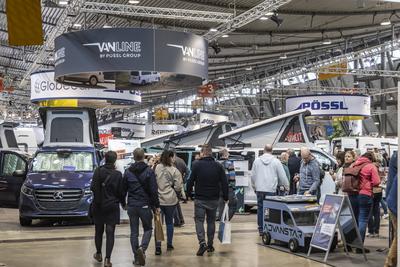 CMT in Stuttgart er?ffnet. Die Messe Caravan - Motor - Touristik gilt als erste Tourismusmesse im Jahr als Indikator f?r-stock-photo