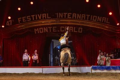 2 eme Spectacle de sélection du 47eme Festival International du cirque de Monte Carlo-stock-photo