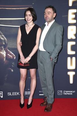 Luise Gro?mann mit Vater Stefan-stock-foto