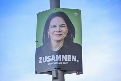Annalena Baerbock, Die Gr?nen, Wahlplakat zur Bundestagswahl am 23.02.2025, Berlin, Deutschland-stock-foto