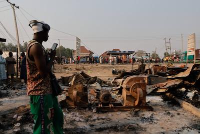 Fuel tanker explosion kills 70 in Nigeria-stock-photo