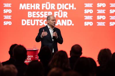 18.01.2025, L?beck, Deutschland, SPD Bundestagswahlkampf B?rgerbefragung mit Kanzler Olaf Scholz in Schleswig-Holstein *-stock-foto