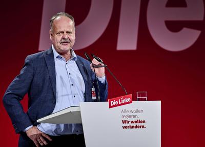 Sonderparteitag Die Linke: Wulf Gallert-stock-foto