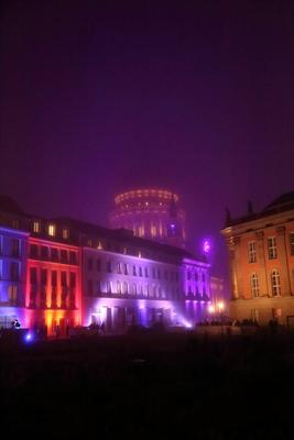 Unterwegs im Licht-stock-foto