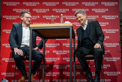 Wirtschaftsminister Robert Habeck im Dialog mit dem VNP, N?rnberg, 19.01.2025-stock-foto