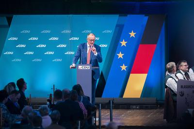 Friedrich Merz und Markus S?der in Brilon-stock-foto