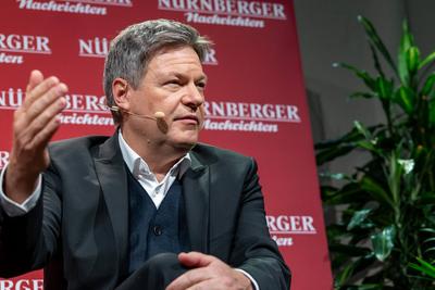 Wirtschaftsminister Robert Habeck im Dialog mit dem VNP, N?rnberg, 19.01.2025-stock-foto
