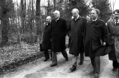V.l.n.r.: Landwirtschaftsminister Ignaz Kiechle (Deutschland/CSU), Finanzminister Gerhard Stoltenberg, Bundeskanzler He-stock-foto