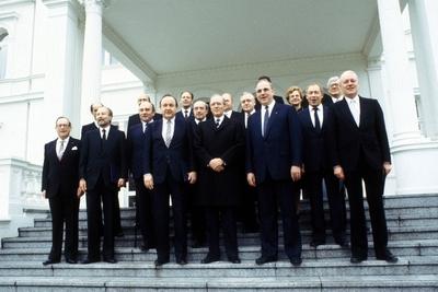 Kabinett Kohl II (alle GER) - V.l.n.r.: Bundesinnenminister Friedrich Zimmermann (CSU), Heinrich Windelen (CDU/Bundesmi-stock-foto