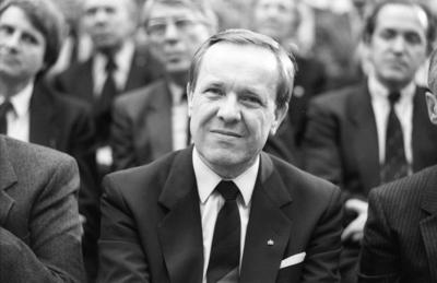 Walter Wallmann (CDU-Politiker) 10/84 otto Walter Wallmann im Oktober 1984 w?hrend der Buchmesse in Frankfurt Main Fran-stock-foto