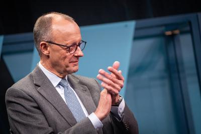 Bundestagswahlkampf ? Wahlkampfauftritt des Kanzlerkandidaten und CDU-Parteivorsitzenden Friedrich Merz in Flensburg, Schleswig-Holstein-stock-foto