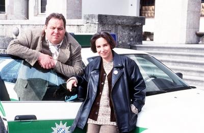 DER BULLE VON T?LZ Anna die 17j?hrige Tochter des Hausmeisters von Schlo? Hohenstein einem Jungen-stock-foto