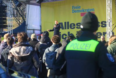 FDP Wahlkampf in Erfurt-stock-foto