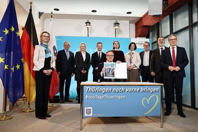 Regierungsmedienkonferenz-stock-foto
