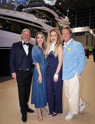BOOT Messe D?sseldorf Blue Motion Night (L-R) Unternehmer Frank Otto (Deutsche Meeresstiftung), TV-Moderatorin Sarah Val-stock-foto