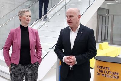 21.01.2025, Berliner im Bezirk Pankow in Berlin, Wissenschafts- und Techcampus Berlin-Buch; BerlinBioCube, Mit seinen bi-stock-foto