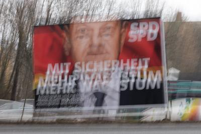 Wahlplakate in Berlin 2025-stock-foto